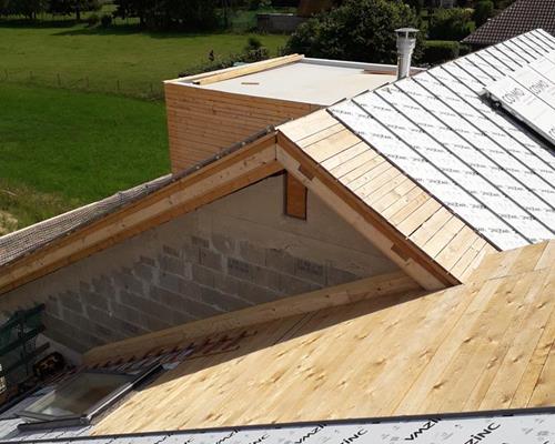 Dachstuhlkonstruktion mit Zinkeindeckung Quartzzink, Kleinbettingen